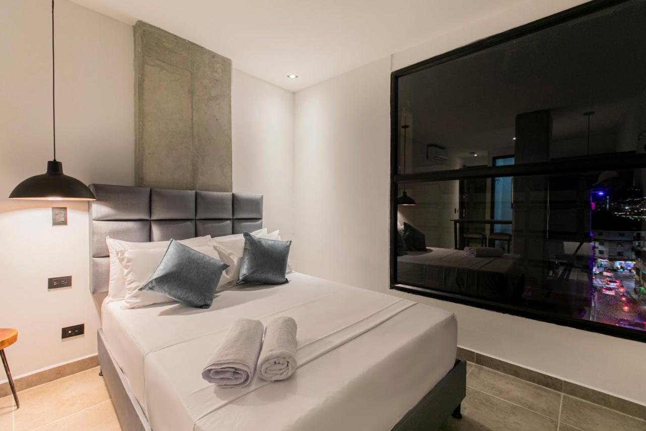 Hotel Appartments Medellin Bagian luar foto