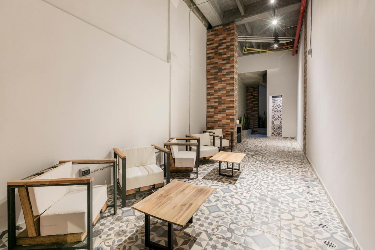 Hotel Appartments Medellin Bagian luar foto