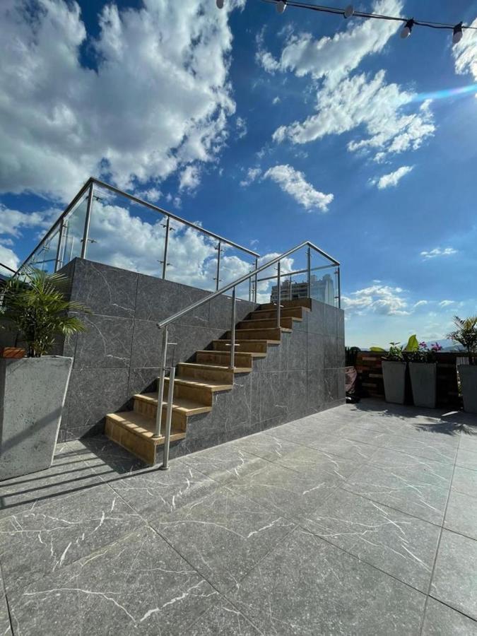 Hotel Appartments Medellin Bagian luar foto